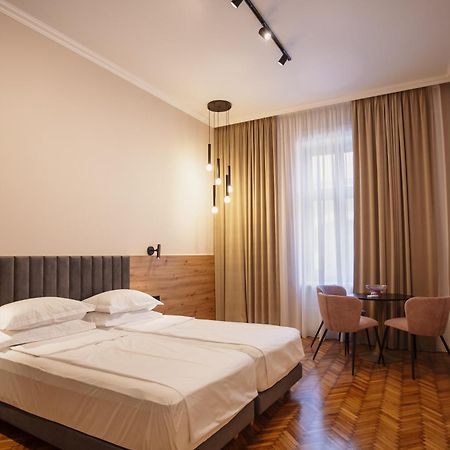 Bloom Downtown Suites Cluj-Napoca Eksteriør billede