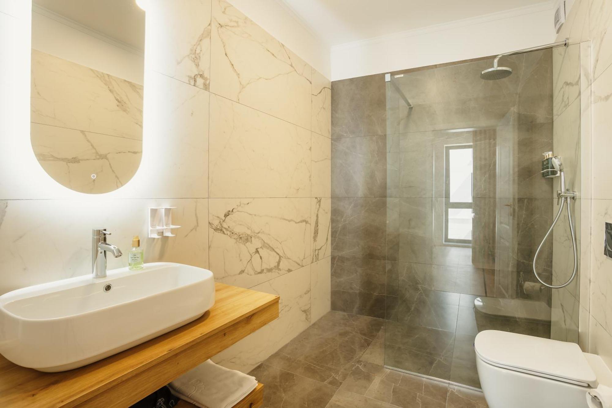Bloom Downtown Suites Cluj-Napoca Eksteriør billede