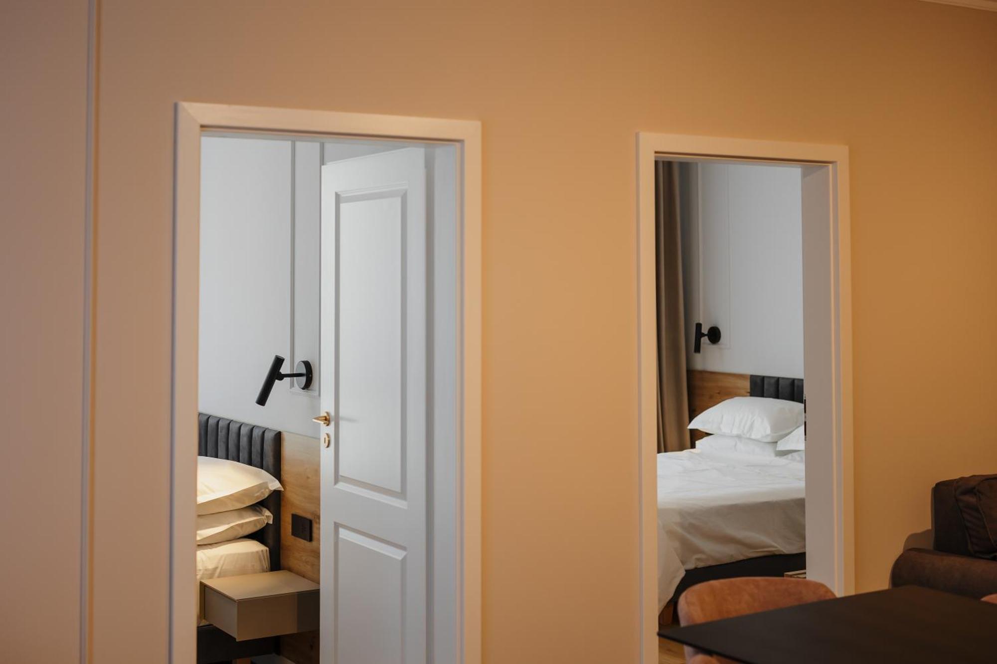 Bloom Downtown Suites Cluj-Napoca Eksteriør billede