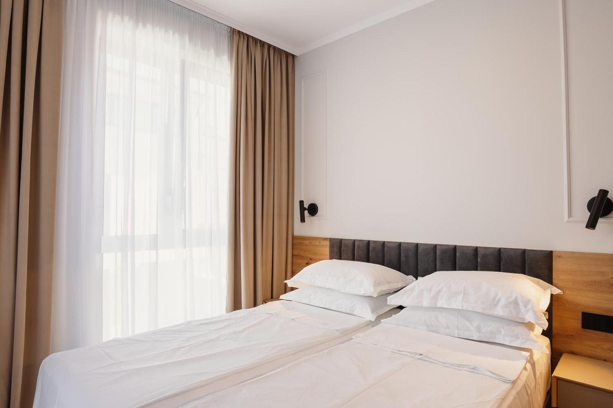 Bloom Downtown Suites Cluj-Napoca Eksteriør billede