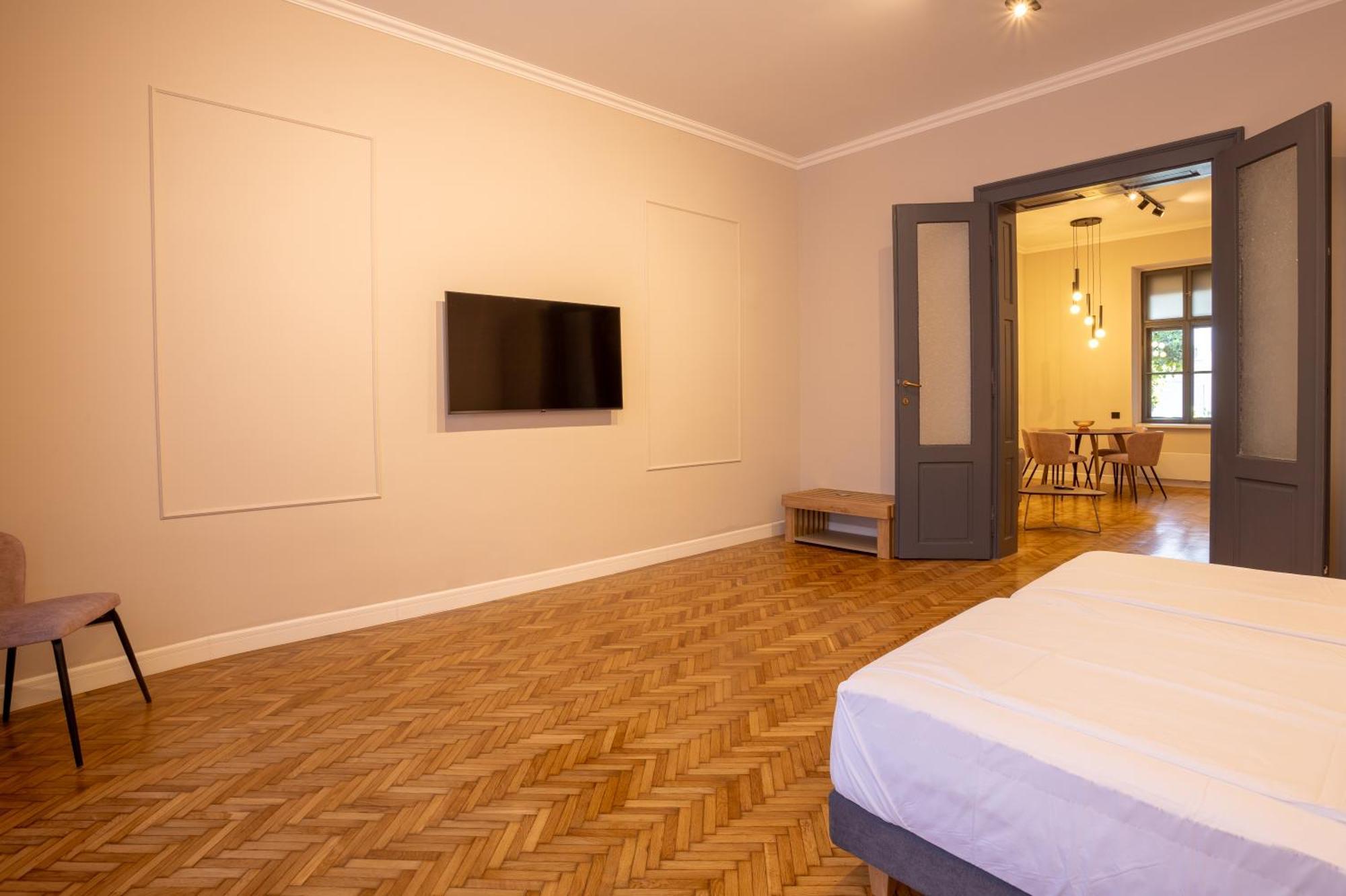 Bloom Downtown Suites Cluj-Napoca Eksteriør billede