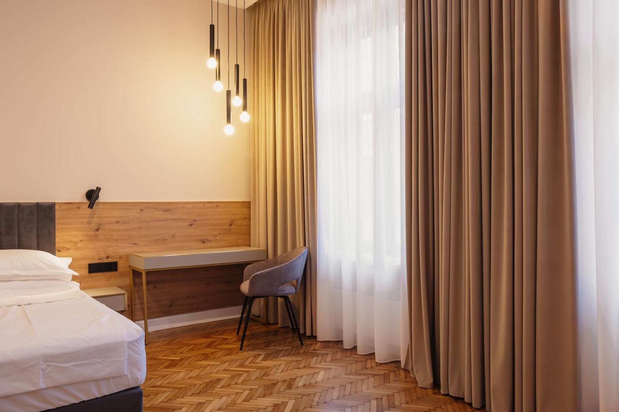 Bloom Downtown Suites Cluj-Napoca Eksteriør billede