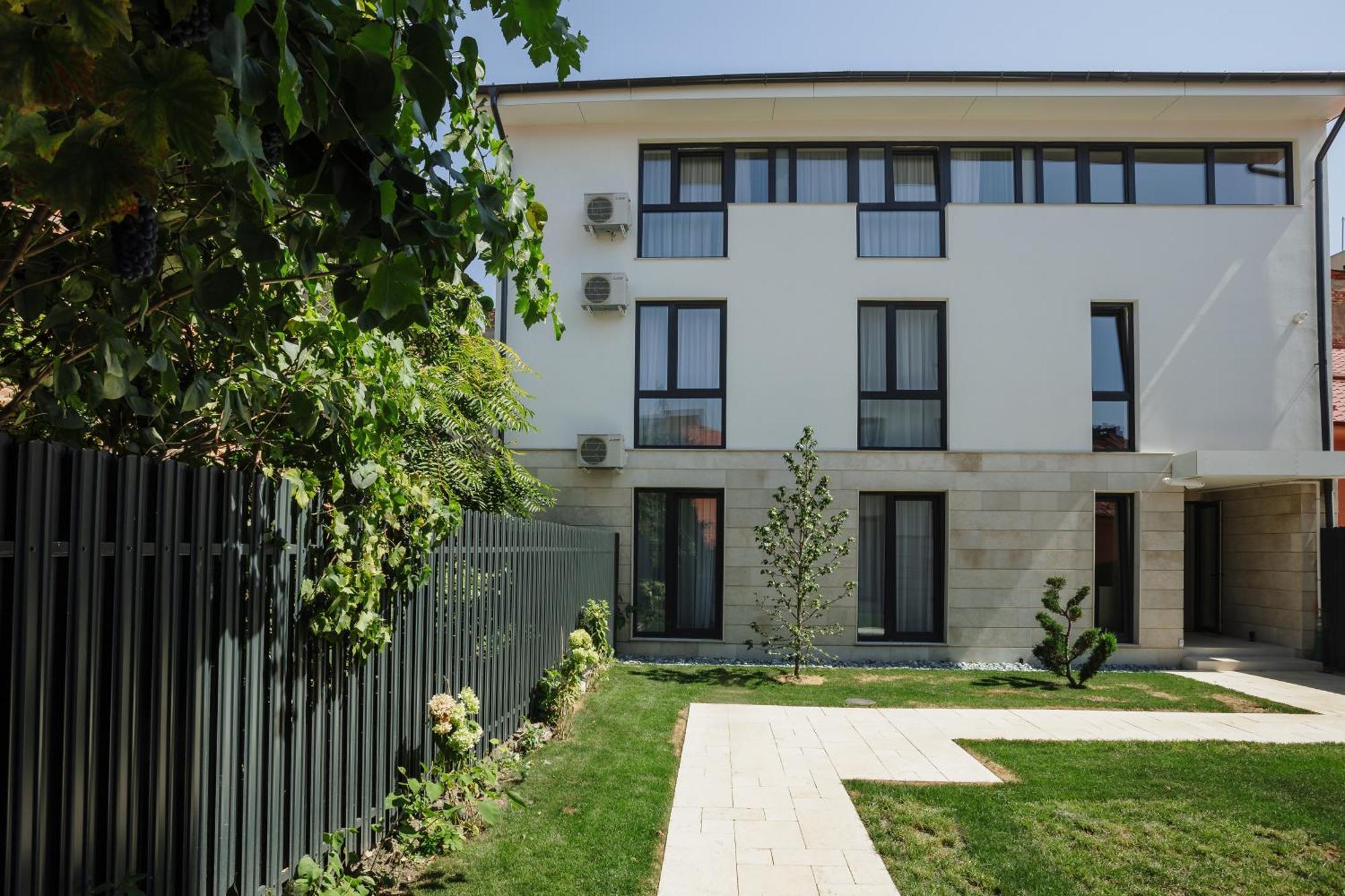 Bloom Downtown Suites Cluj-Napoca Eksteriør billede