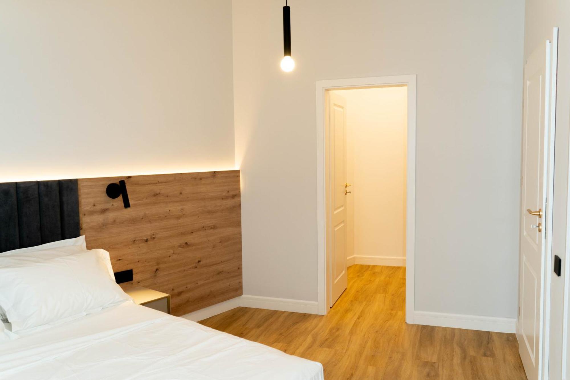 Bloom Downtown Suites Cluj-Napoca Eksteriør billede
